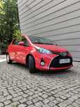 Toyota Yaris NISKI Przebieg Spalanie. AUTOMAT HYBRYDA. Ks.Serwisowa 2klucze