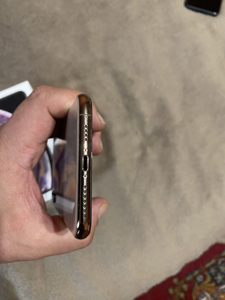 iPhone Xs Max 64 GB Gold