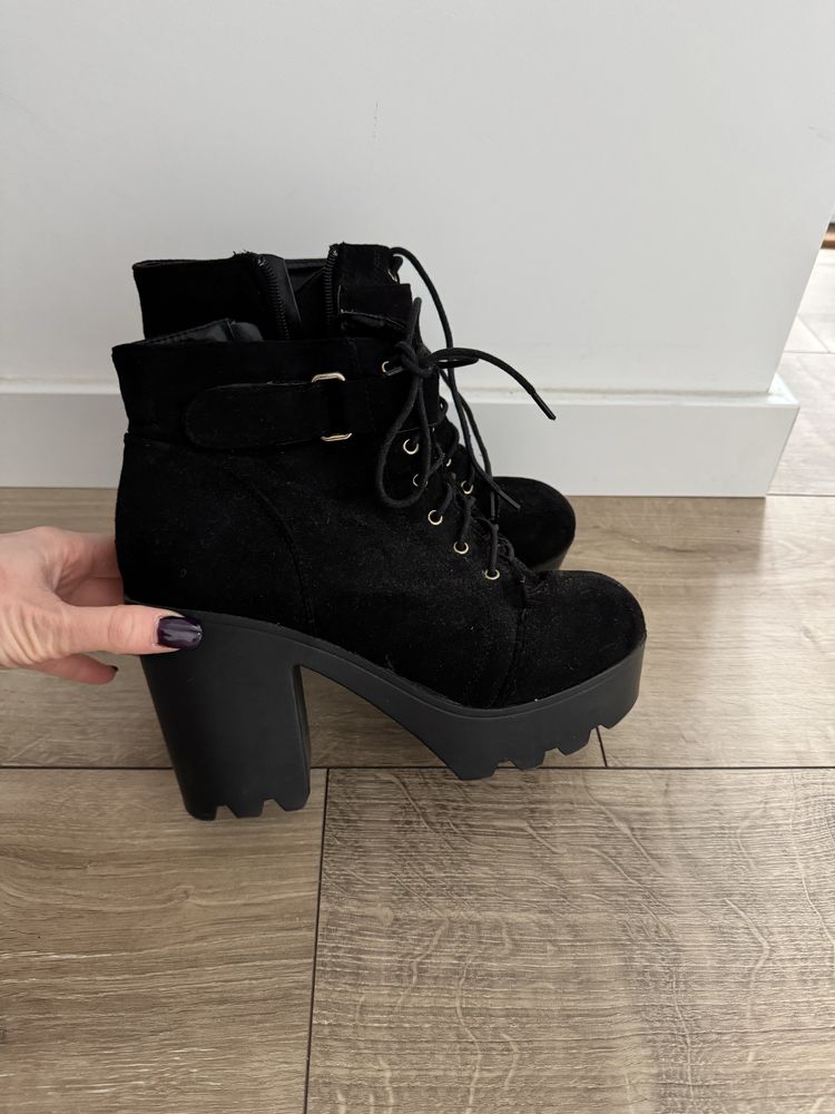 Buty botki czarne