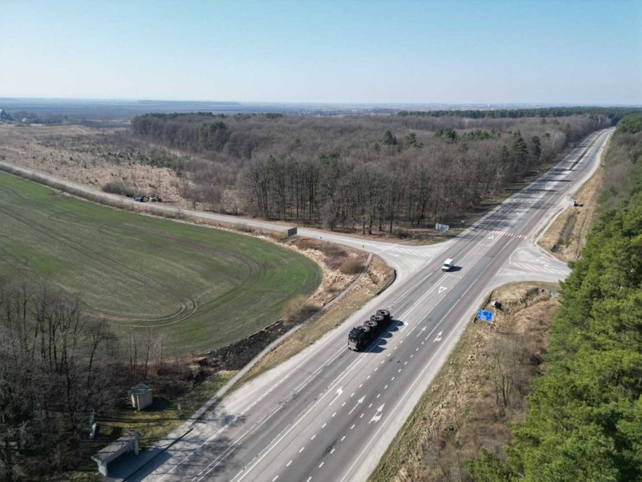 Продається Ексклюзивна земельна ділянка Траса Львів- Київ м-06