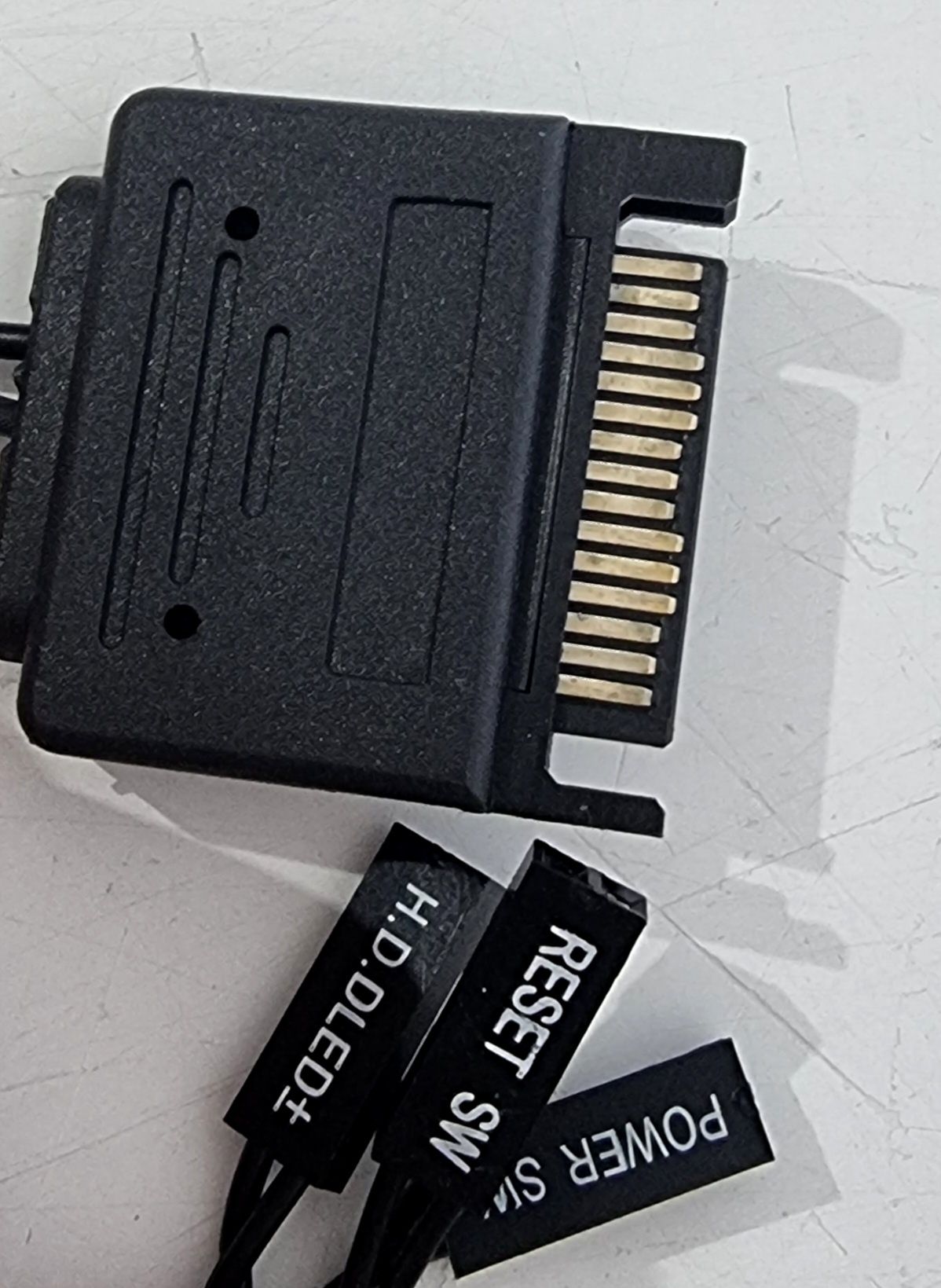 Płytki sterujące wentylatorami RGB/led z okablowaniem i SATA zestaw du
