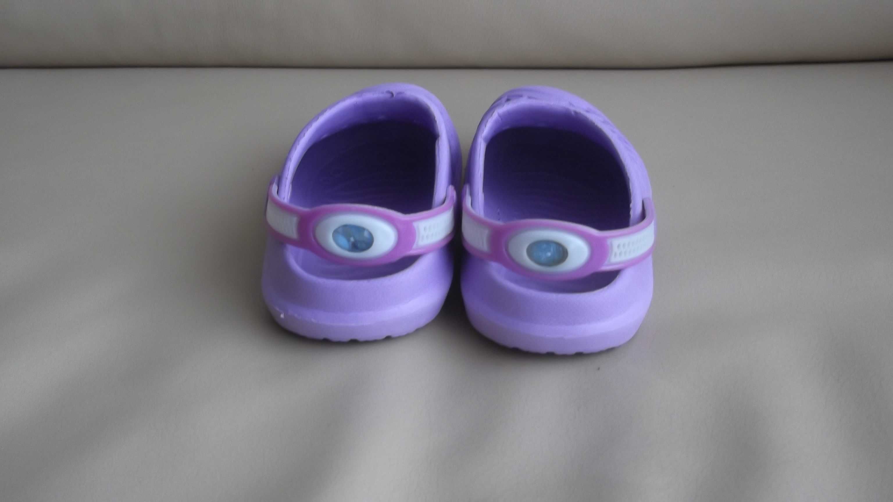 crocs de menina cor lilas