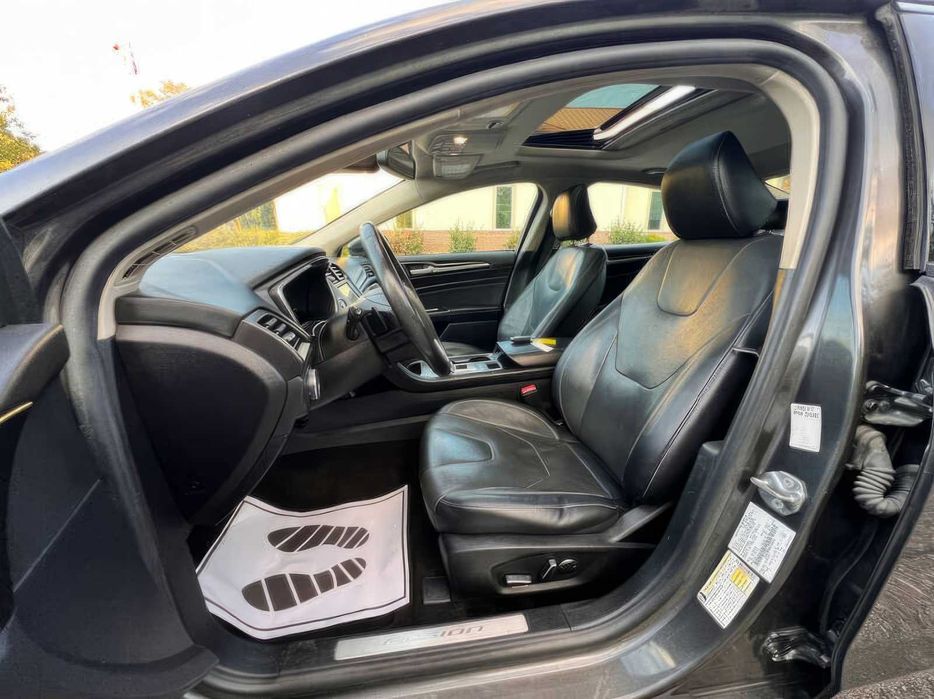 Ford Fusion Titanium      2020