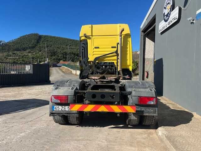 camiao MAN 18-440 tgx