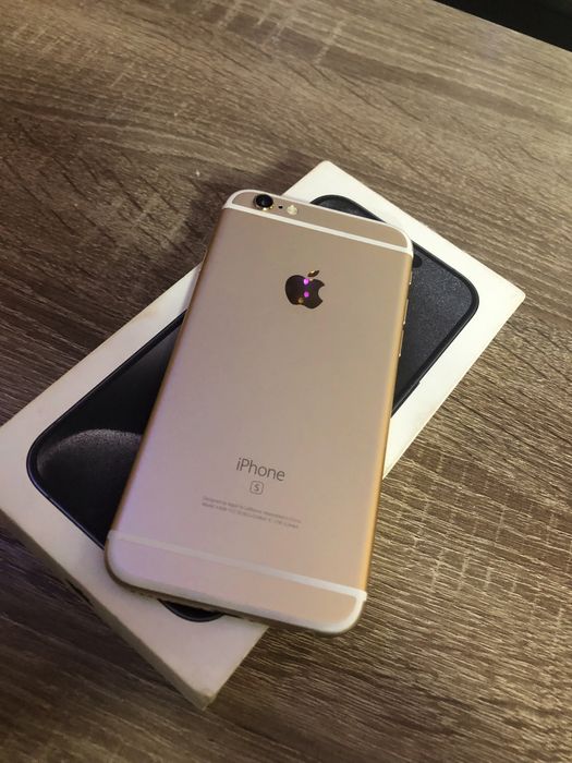 iPhone 6s в хорошем состоянии