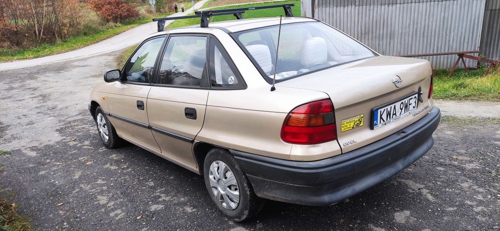 Sprzedam Opel Astra!! Mały przebieg!