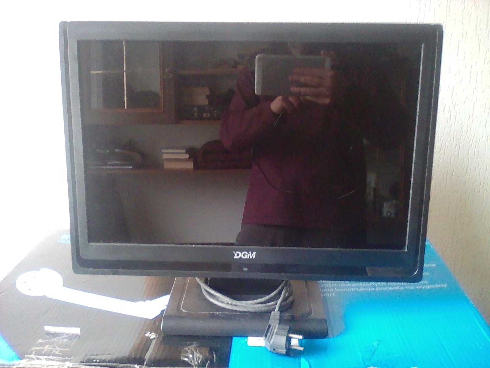 monitor DGM do komputera