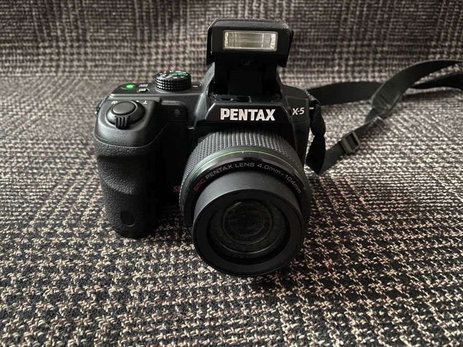 Цифровой фотоаппарат Pentax X5