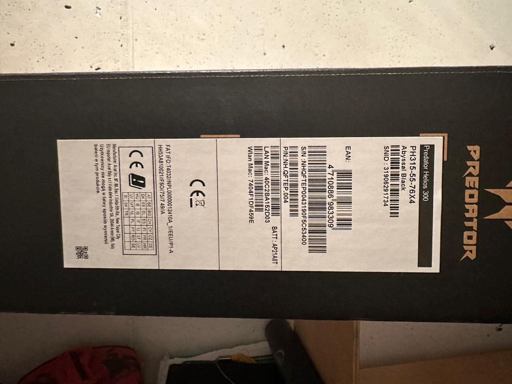 Laptop predator helios 300