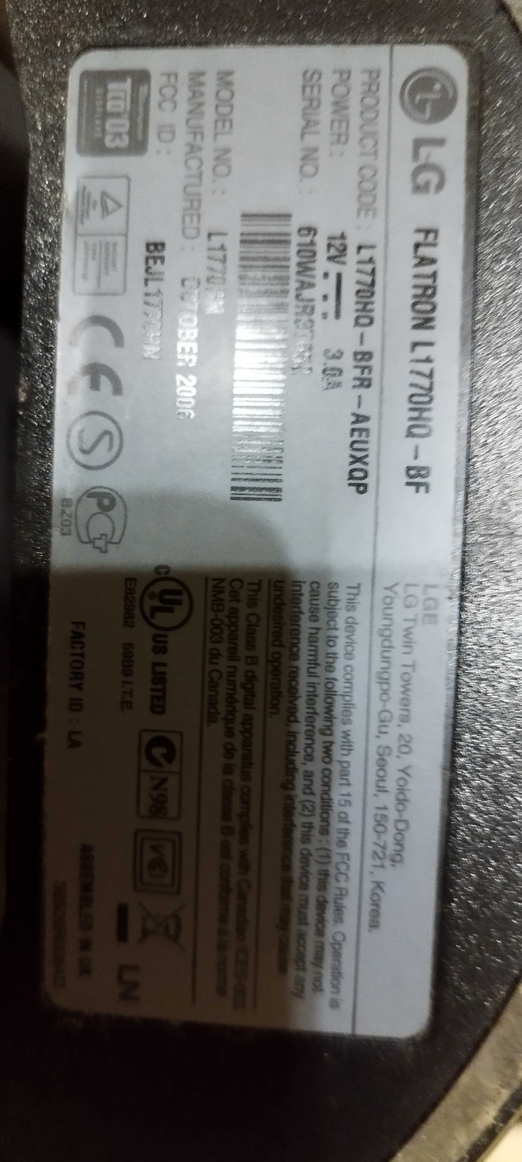 Monitor LG L19 i Monitor LG L17
