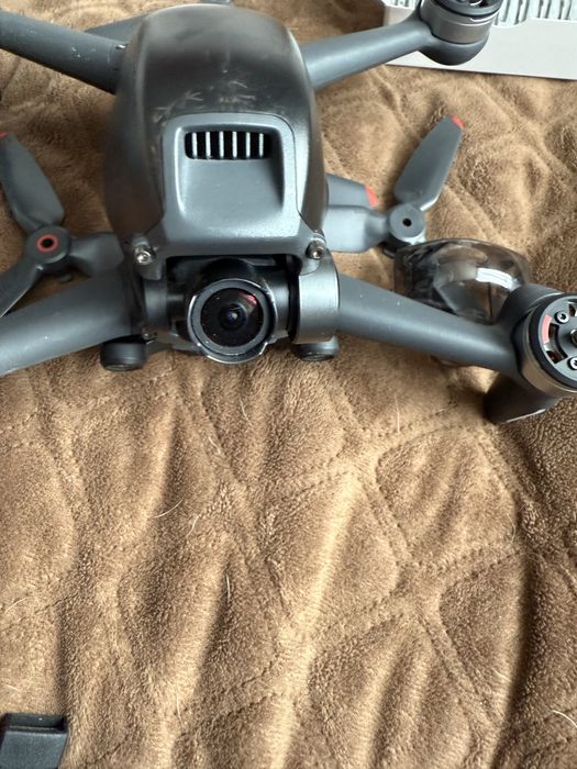 Продам Дрон DJI FPV