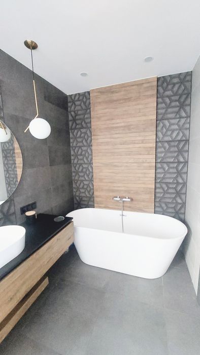 Продам газифікований будинок в бізнез КМ "Балатон". Нові Петрівці