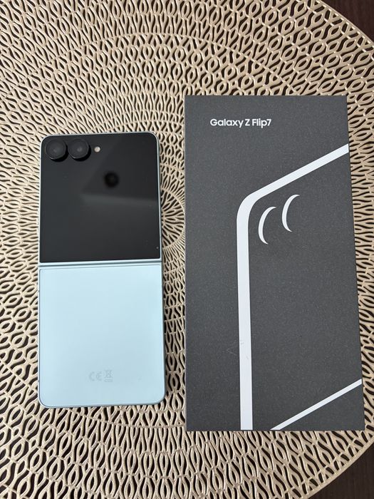 Samsung flip 7 512 miętowy