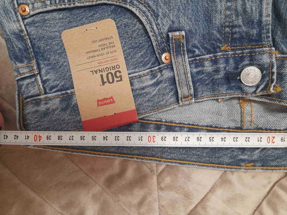 Продам джинси Levi's, оригінальні.