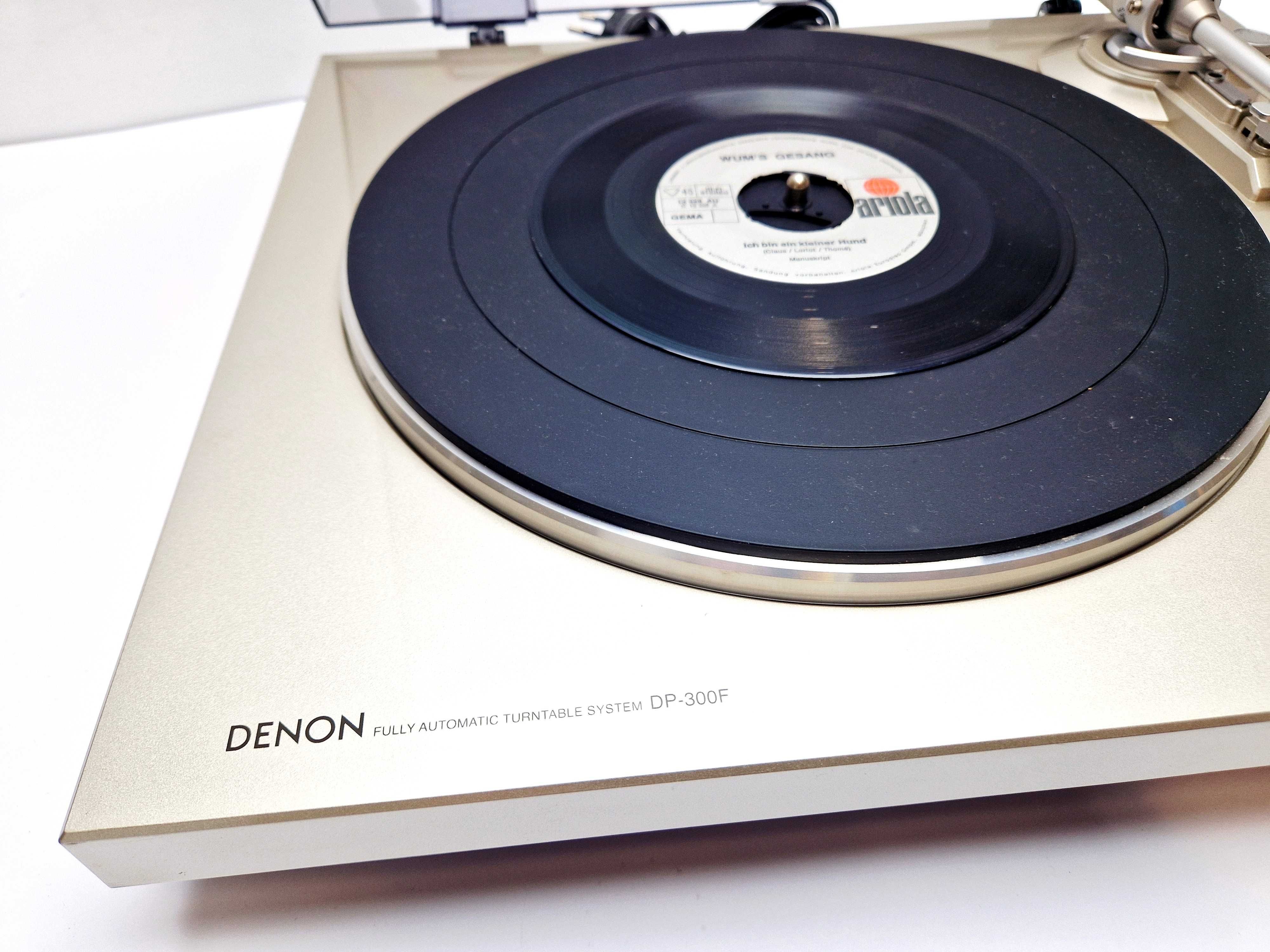 Gramofon DENON DP-300F srebrny