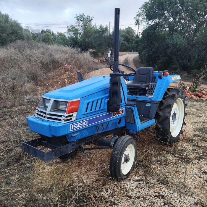 Tractor pequeno Iseki Tu 180