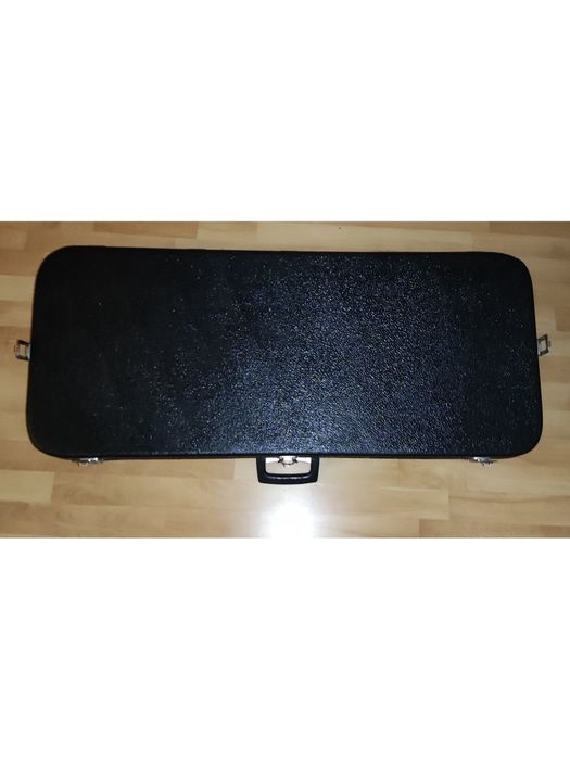 Futerał sztywny na Keyboard