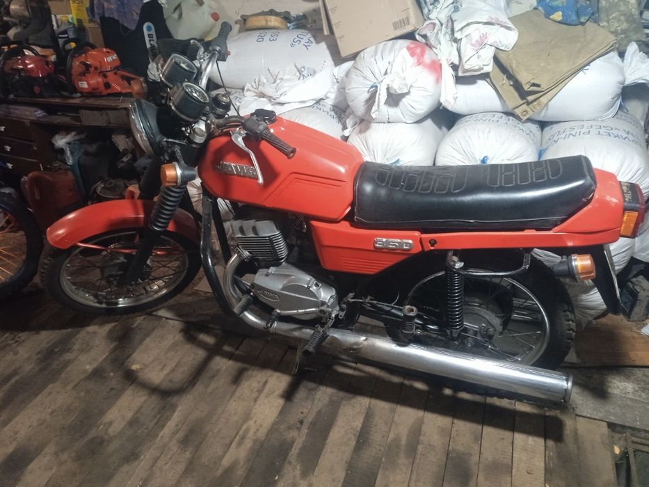 Продам яву 350 з доками.