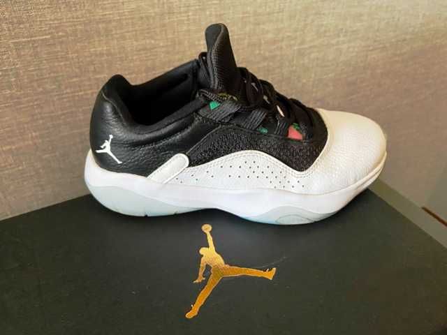 Air Jordan 11 CMFT LOW