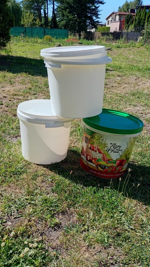Wiaderko plastikowe duże