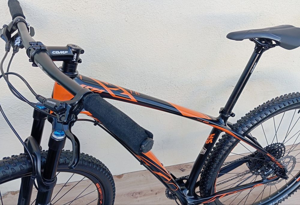 JF-Bikes Bicicletas KTM AERA FOX  M Carbono 12v