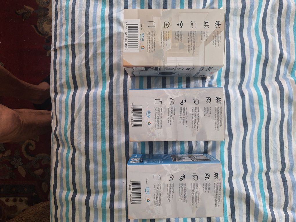 Vendo 3 câmaras inteligentes indoor novas por 30 euros mais portes