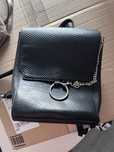 Mochilas e carteiras
