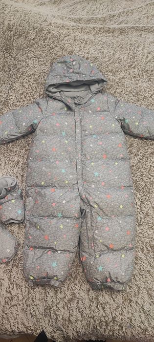 Продам зимовий комбінезон GAP