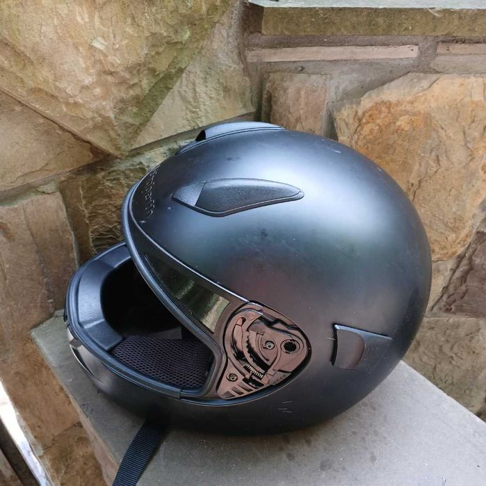 Мото шлем Shuberth.