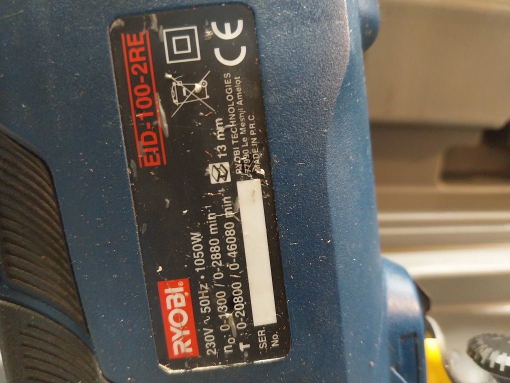 Berbequim de impacto RYOBI 1050W