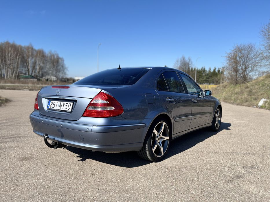 Mercedes Benz E320 w211 3.2 v6 Avantgarde
