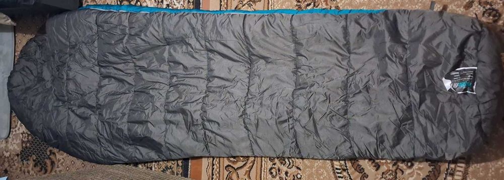 Продам спальний мішок