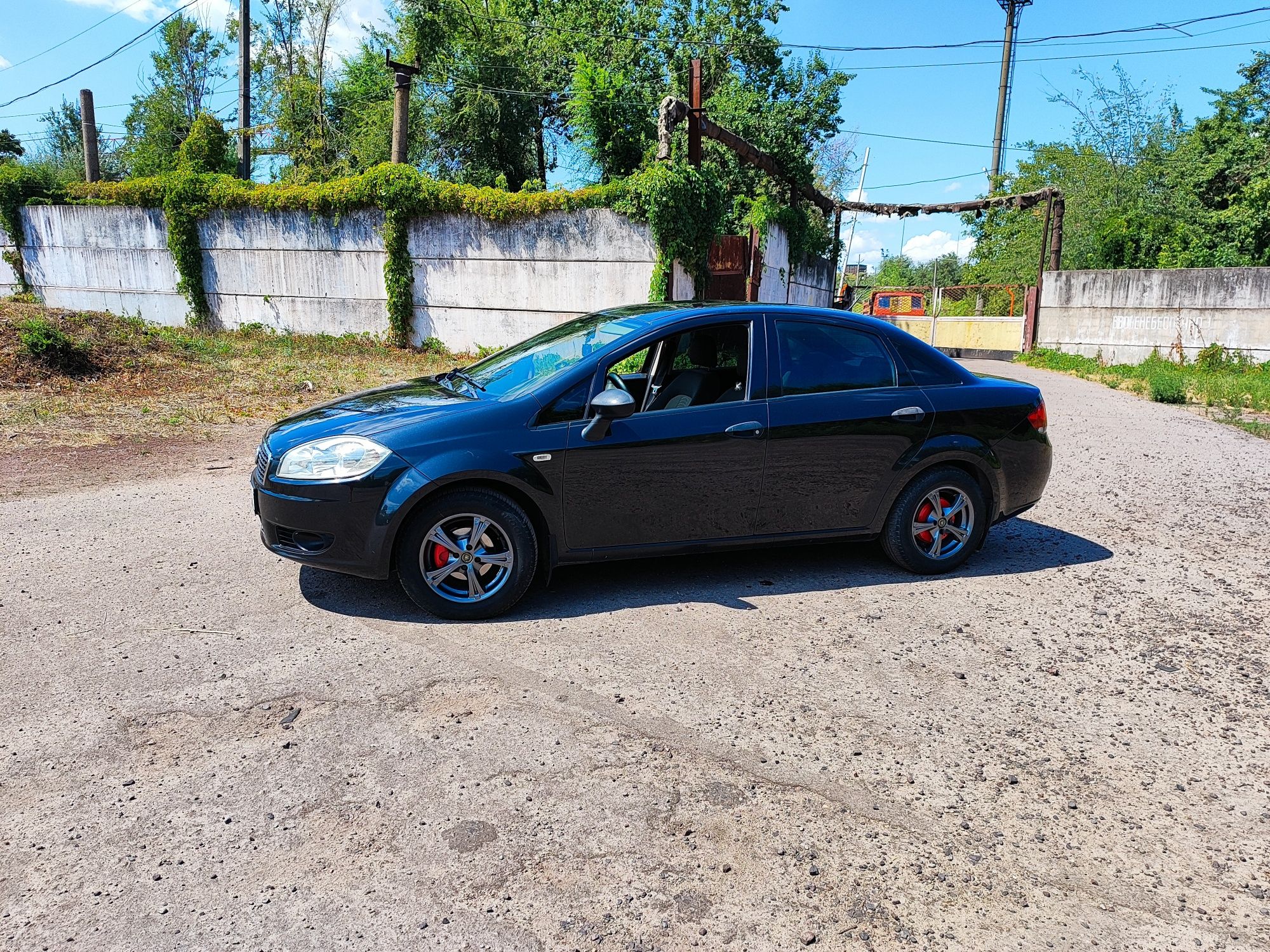 Продам Fiat Linea( обмен с моей доплатой)