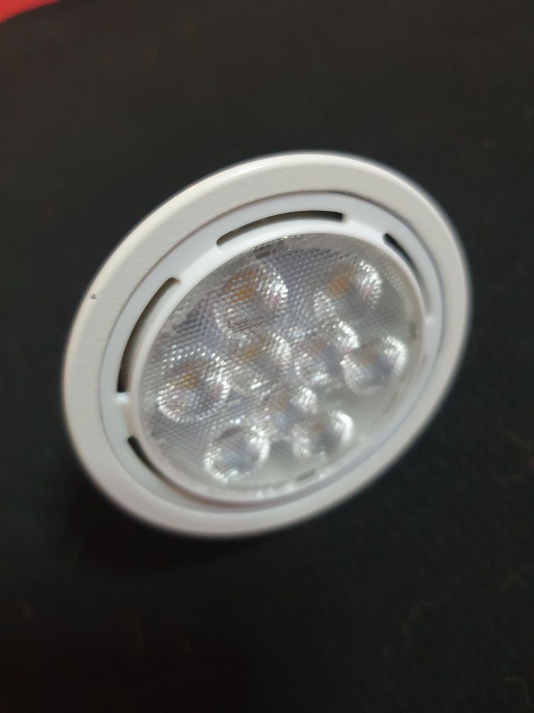 Żarówka Philips LED MR16   8,2W    12V   640lm    4000K