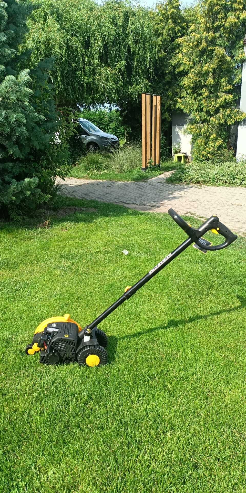 Spalinowy obcinacz kantów do trawnika Texas EC2600