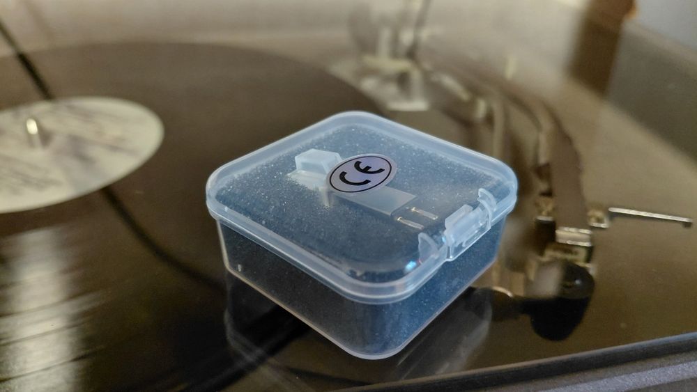 Головка для винилового проигрывателя.