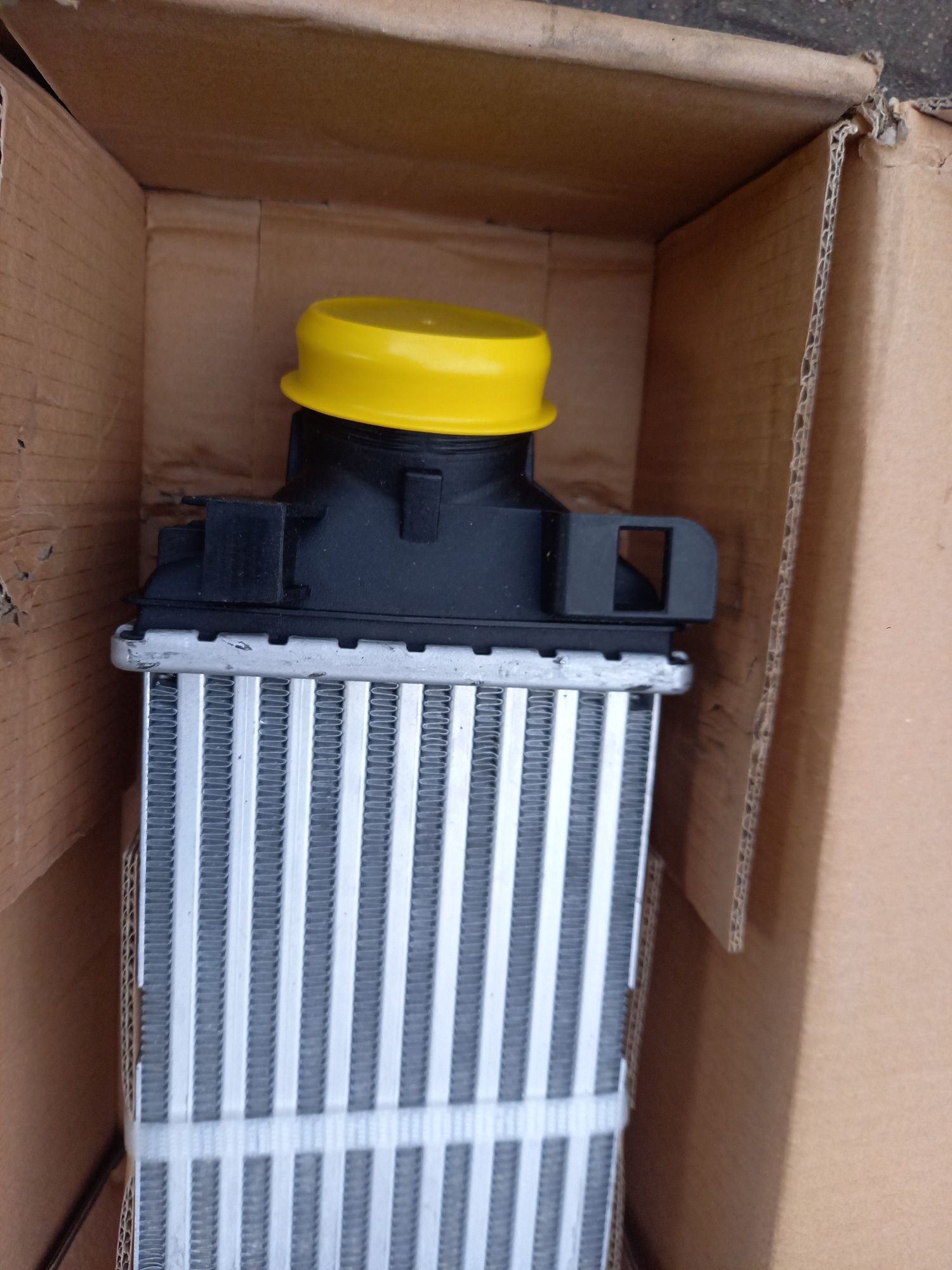 Intercooler Audi A4 A5 A6 Q5 nowy NRF309085