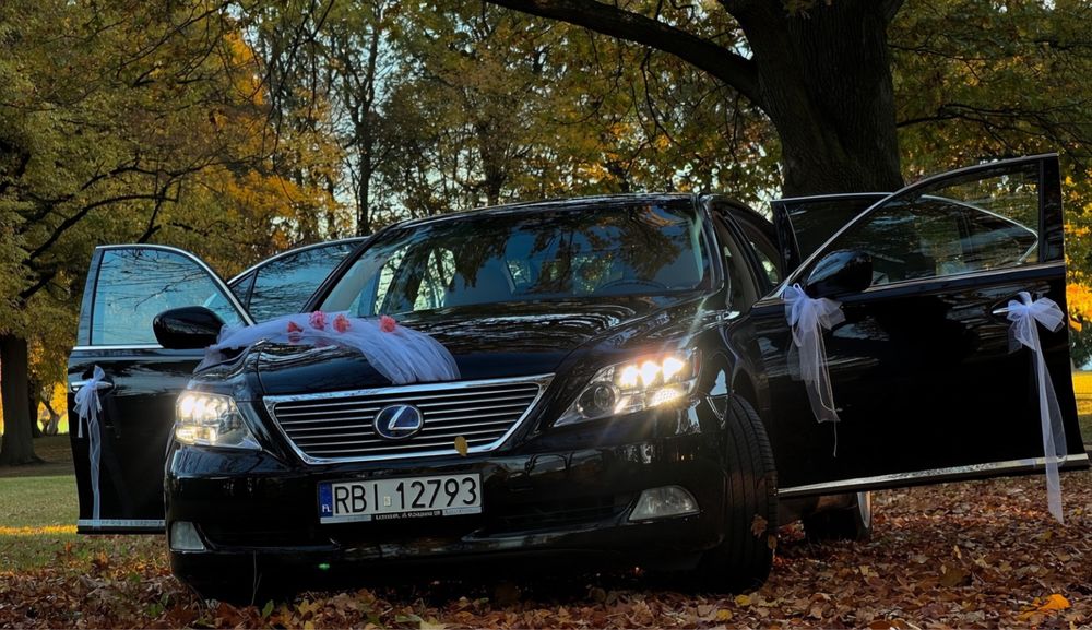 Auto do ślubu Lexus LS600