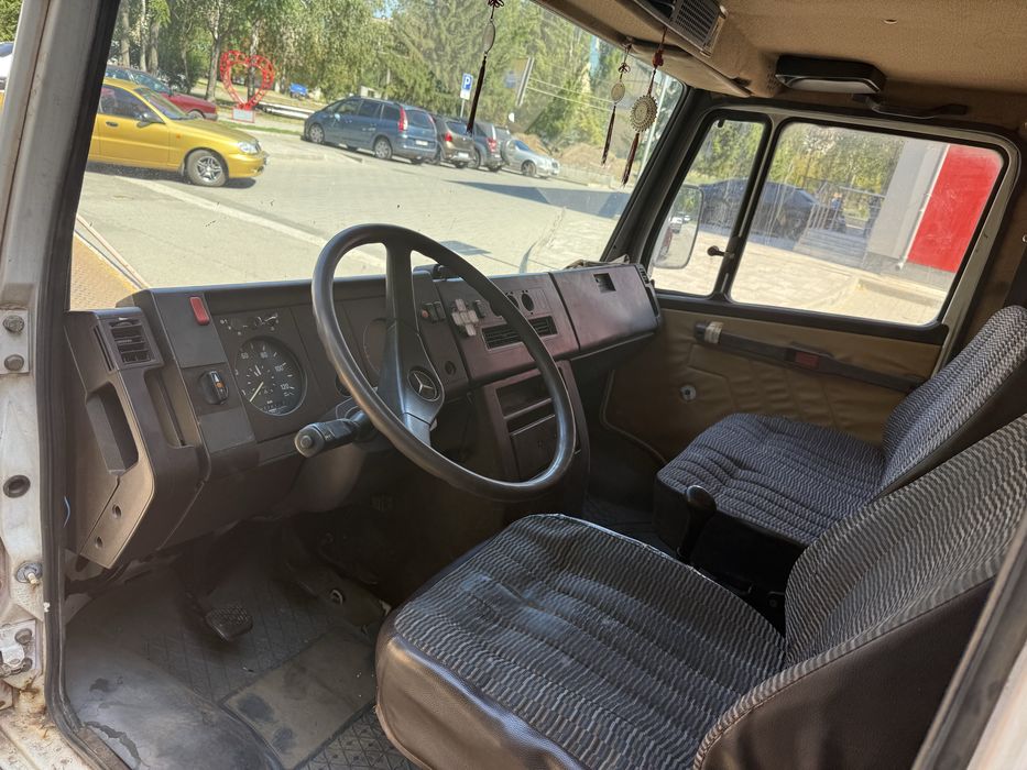 Продам мерседес 811D