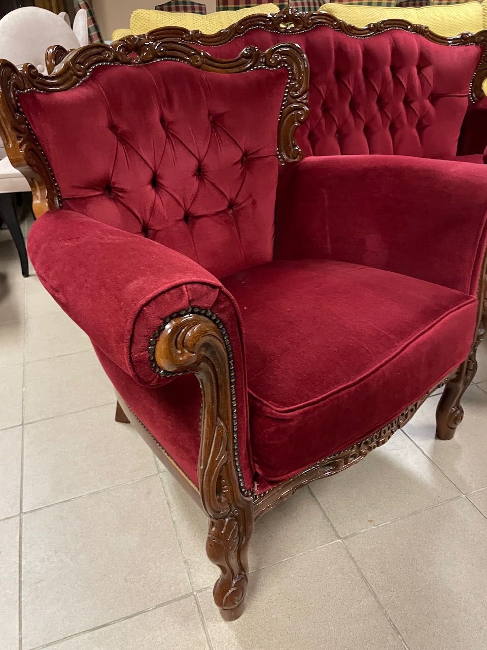Piękny Włoski Stylowy Komplet Wypoczynkowy Sofa 2 Fotele (stolik)bordo