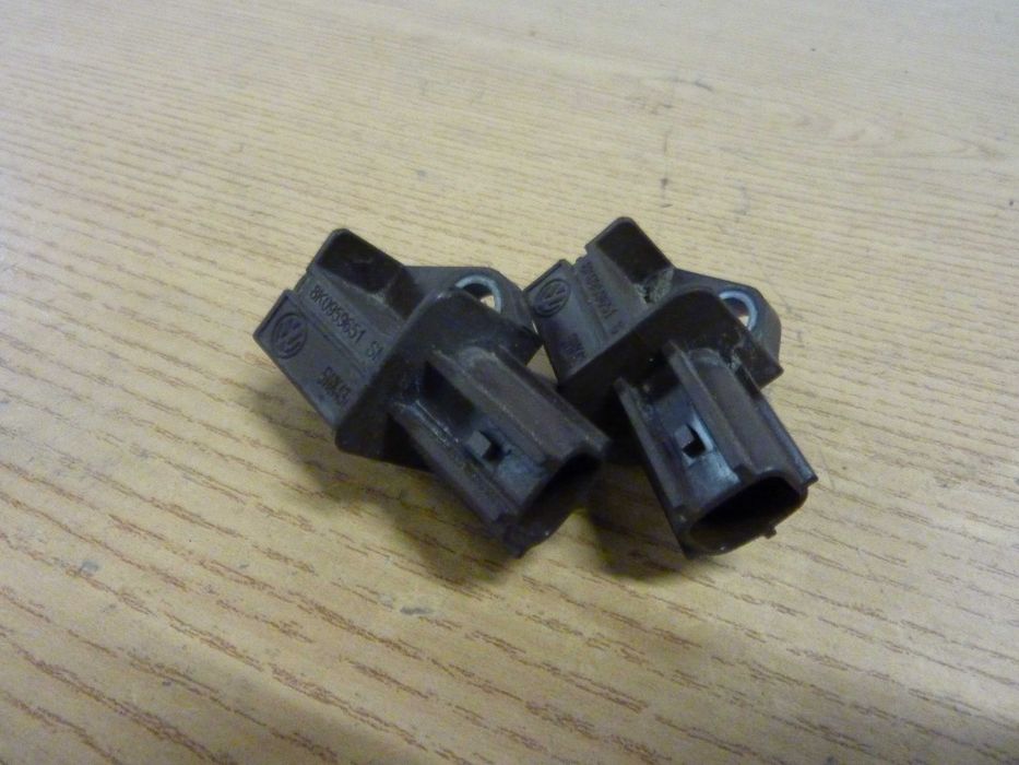 AUDI A4 B8 A5 8T czujnik uderzania przód przedni 8K0.959651