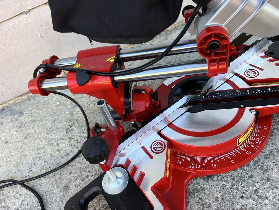 Торцювальна пила з протяжкою  Einhell TC-SM 2131/2 Dual