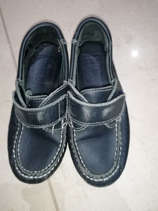 Sapatos tipo vela tamanho 29