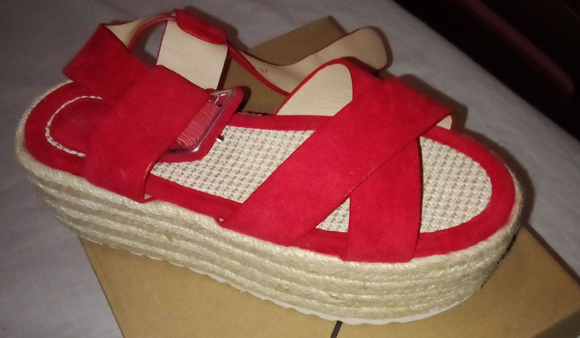 sapatos novos á 15