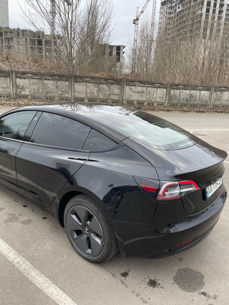 Tesla model 3 2021 long range