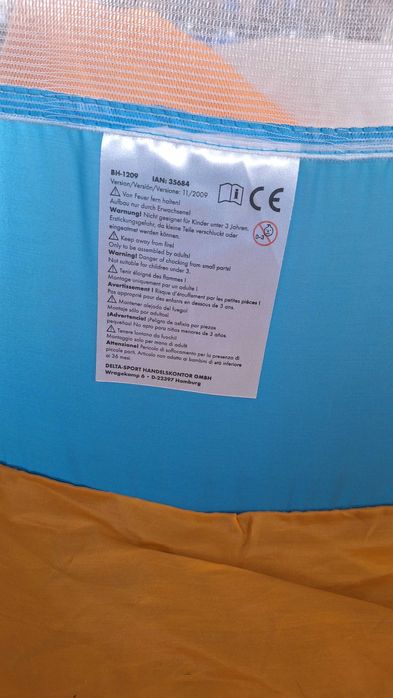 domek+dmuchane foteliki+stolik