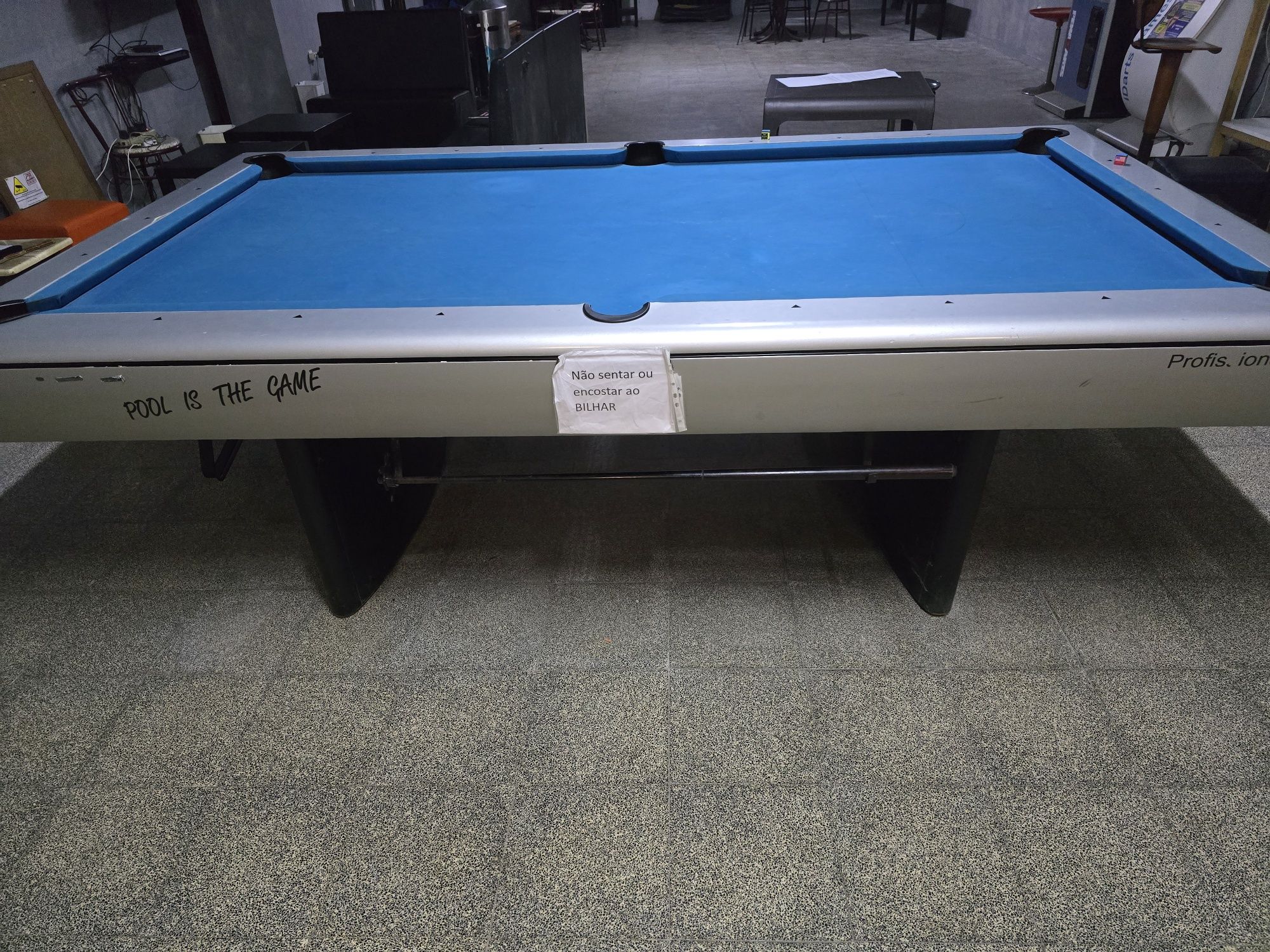 Bilhar pool,tacos,relógio