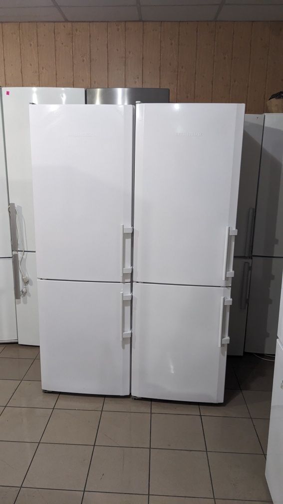 Холодильник Liebherr. CUN3533