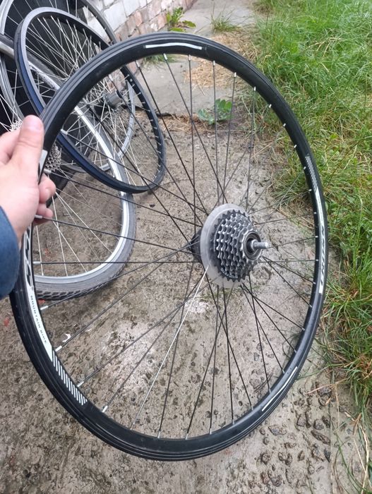 Задні колеса  в гарному стані 26 та 28