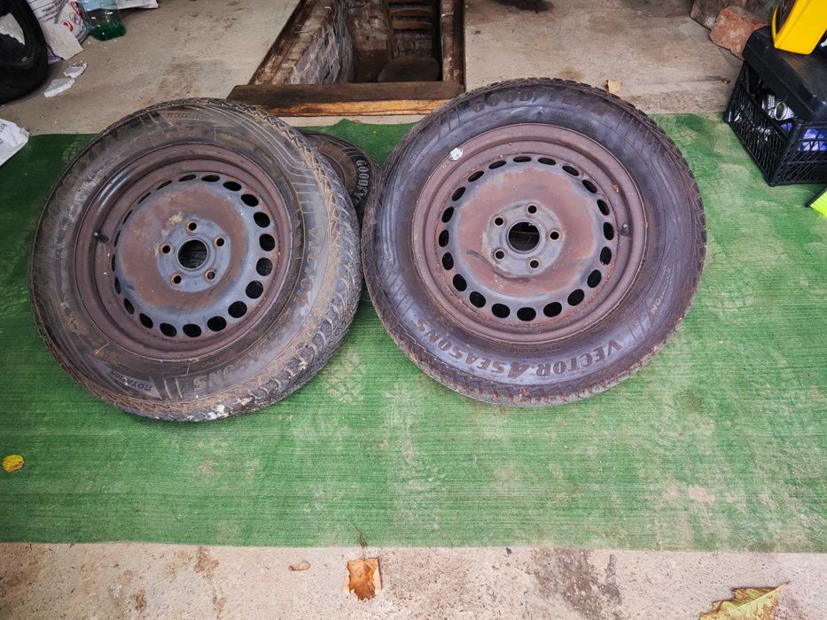 Комплект дисків з резиною 5/112